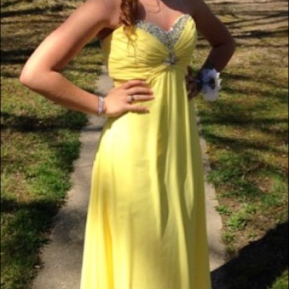 Yellow prom dress